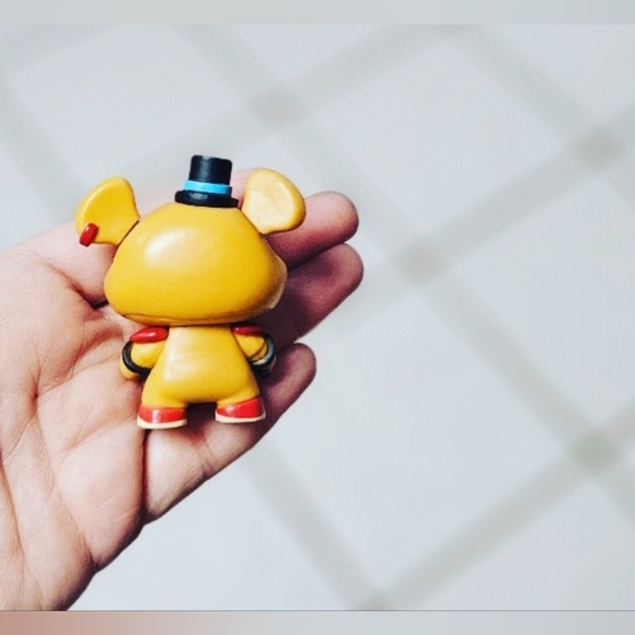 Funko FNAF Security Breach Mystery Minis Glamrock Freddy - Picture 3 of 12